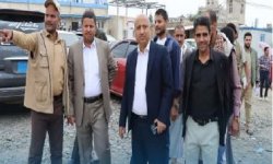 مدير هيئة المواصفات يزور مركز جمارك صنعاء