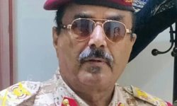 محافظ شبوة اللواء العولقي يهنئ قائد الثورة ورئيس المجلس السياسي الأعلى بالعيد ال62 لثورة ال 14 من أكتوبر المجيدة