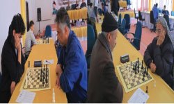 سنان يفرض حضوره بفوزٍ مهم على الدولي جميل في نخبة الشطرنج