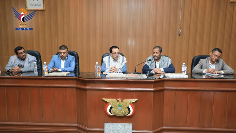 وزير المالية يلتقي مصنعي وتجار الرخام والجرانيت