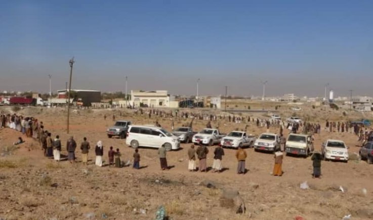 وقفة مسلحة في بني حشيش بمحافظة صنعاء تنديدًا بالإساءة للقرآن الكريم