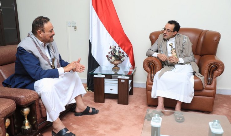وزير المالية يناقش مع أمين العاصمة الجوانب الخدمية في الأمانة