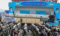 إيران: قصف البنية التحتية سيقابل بتدمير منشآت النفط والغاز حيث مصالح أمريكا