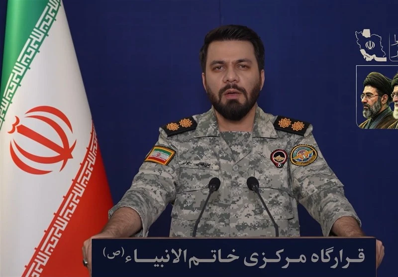 مقر خاتم الانبياء: أسماك القرش في الخليج تنتظر العسكريين الأمريكيين