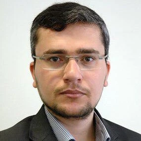 إيران تتوعد بإيقاف حركة السفن في مضيق هرمز رداً على العدوان الإسرائيلي على لبنان