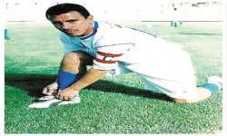 هداف الأزرق الصنعاني :العنقاد بمهاراته الهجومية يصنع التفوق والإبداع