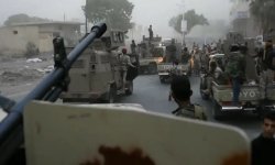 عدن .. معادلة وحشية ودمار متوارث بين نظامي أبوظبي والرياض