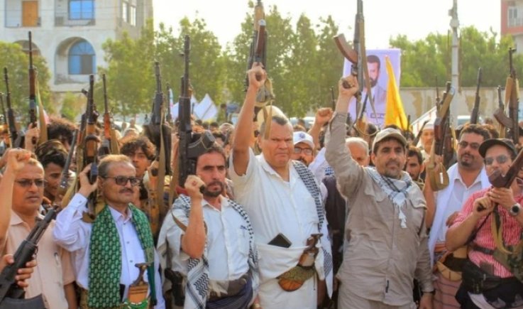 أبناء مدينة الحديدة يعلنون استجابتهم لدعوة قائد الثورة وجاهزيتهم الكاملة لمعركة طرد المحتلين