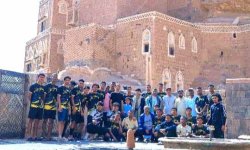 النشاط الثقافي بوزارة الشباب ينظم رحلة لبعثة اتحاد سيئون إلى " دار الحجر "