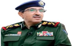 نائب رئيس الوزراء لشؤون الدفاع والأمن الفريق الركن جلال الرويشان : استمرار الحصار لن يدفع الشعب اليمني إلى الخضوع ولن يضعف محور المقاومة