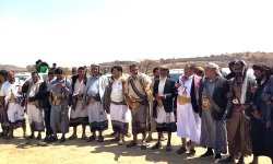البيضاء.. وقفة قبلية كبرى تأييداً لبيان القوات المسلحة بحظر الملاحة على العدو السعودي