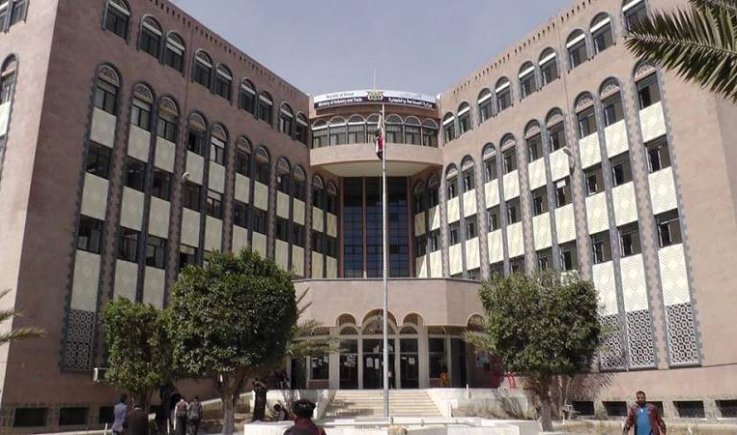 وزارة الاقتصاد تدشن قرار تحديد نسبة استخلاص الدقيق الأبيض بـ 80 بالمائة  