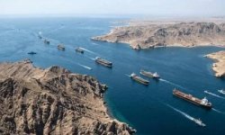 وزارة النقل والأشغال: عبور 1151 سفينة تجارية دولية عبر باب المندب خلال شهر سبتمبر